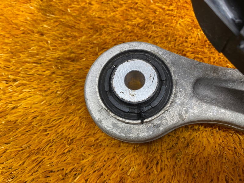 Рычаг подвески верхний, 1000 рублей, Красноярск