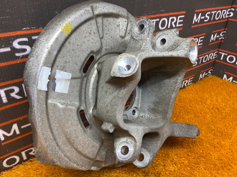 кулак поворотный, 1000 рублей, Красноярск