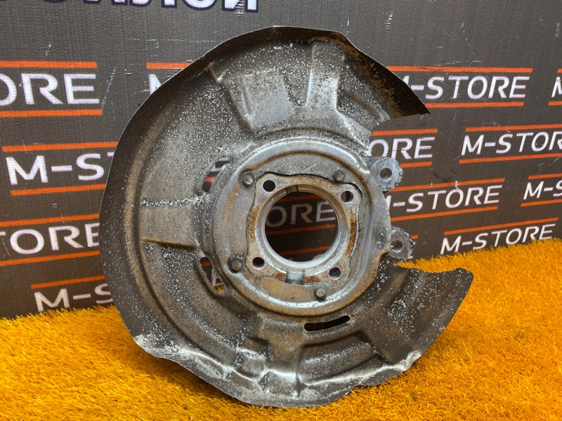 кулак поворотный, 1000 рублей, Красноярск