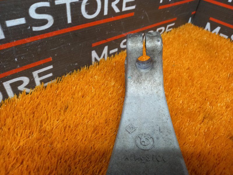 кулак поворотный, 1500 рублей, Красноярск