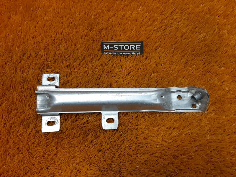 кронштейн усилителя бампера, 930 рублей, Красноярск