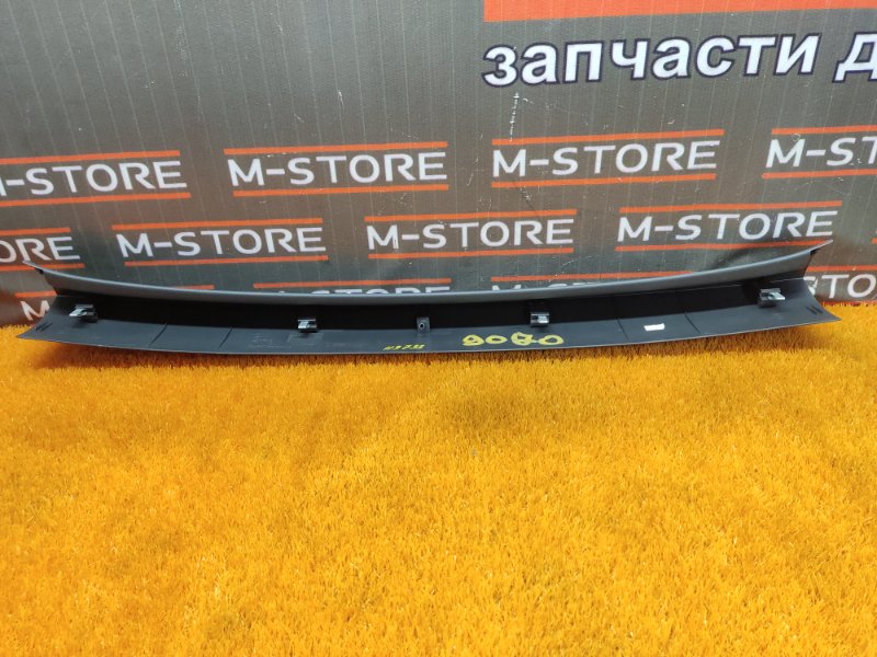 обшивка двери багажника, 350 рублей, Красноярск