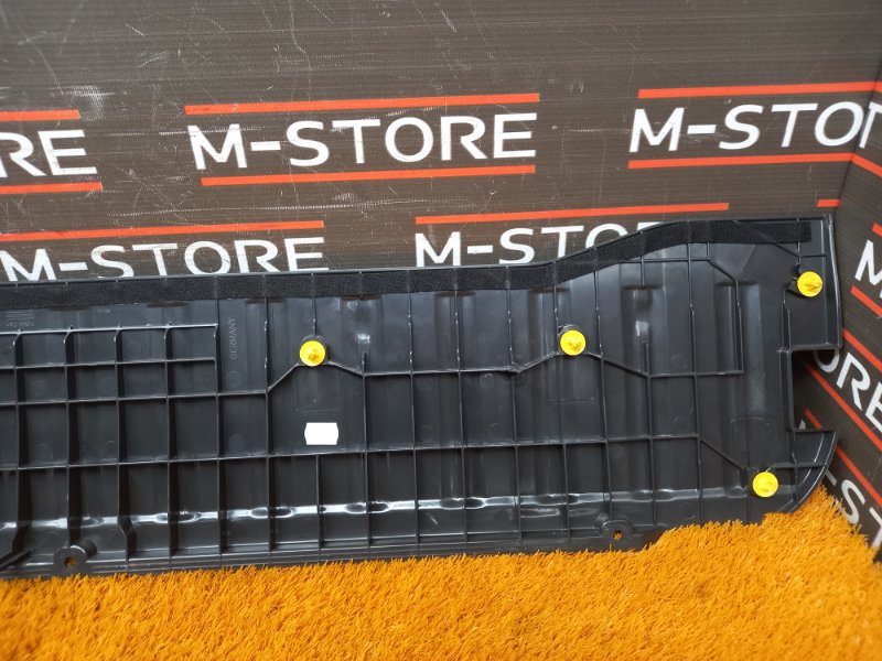 накладка крышки багажника, 670 рублей, Красноярск