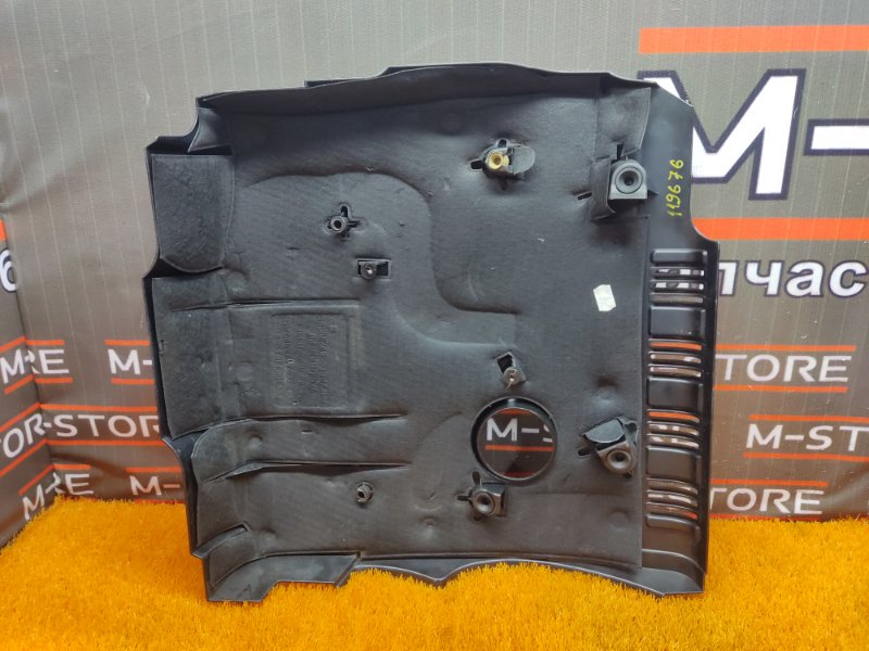 крышка двигателя, 2000 рублей, Красноярск