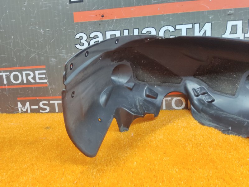 подкрылок, 200 рублей, Красноярск