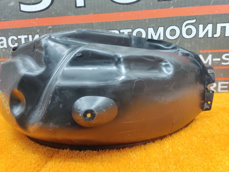 подкрылок, 1000 рублей, Красноярск