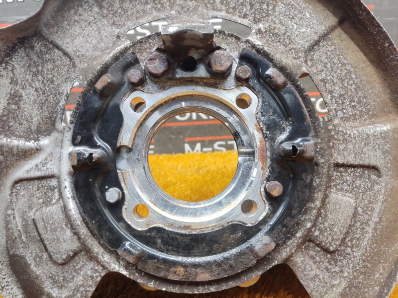 кулак поворотный, 900 рублей, Красноярск