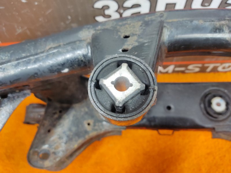 Балка поперечная (подрамник), 1060 рублей, Красноярск