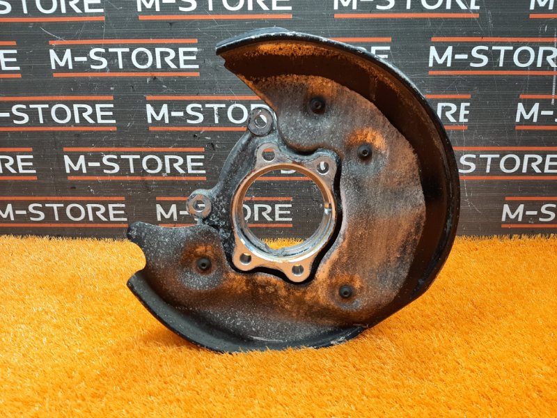 кулак поворотный, 1400 рублей, Красноярск