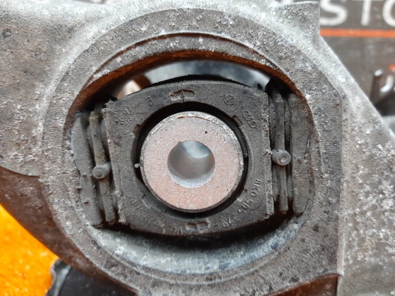 кулак поворотный, 1400 рублей, Красноярск