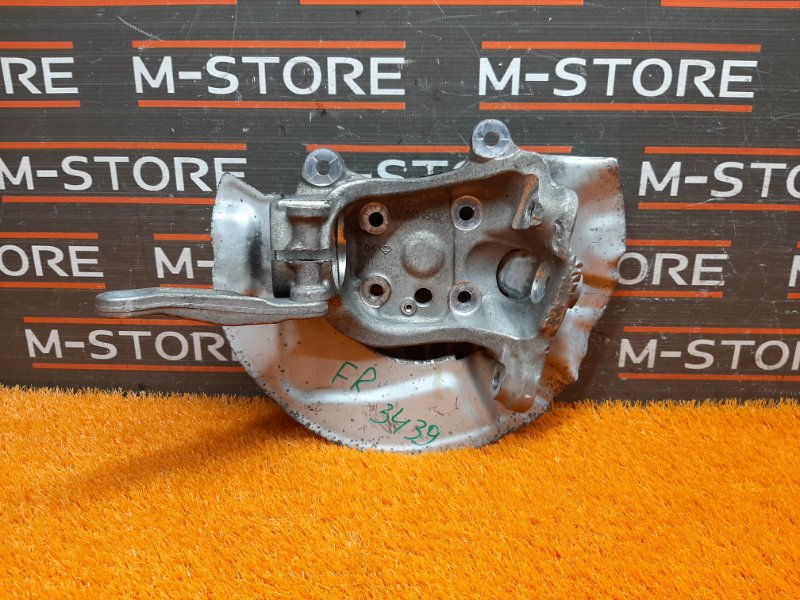 кулак поворотный, 1000 рублей, Красноярск