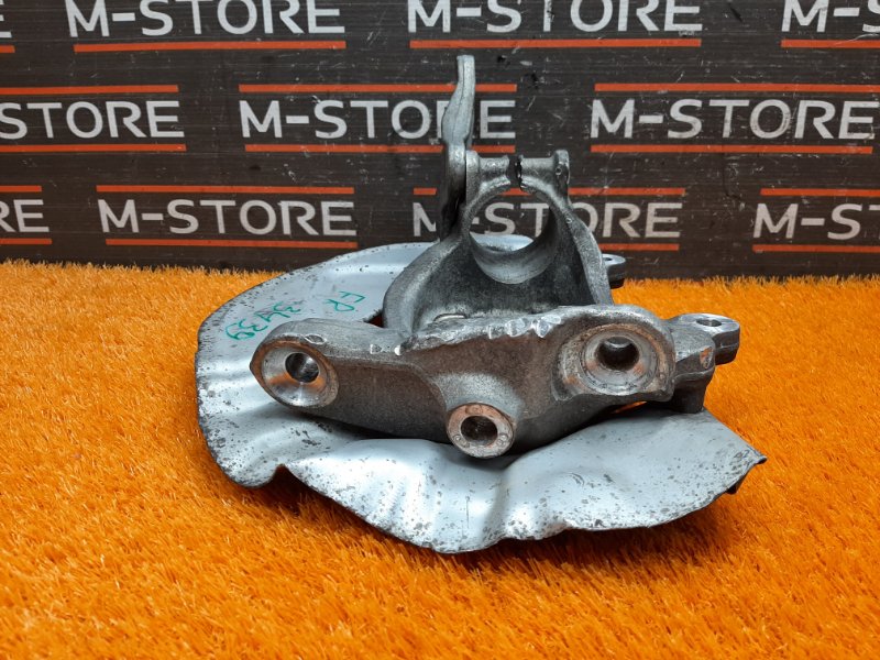 кулак поворотный, 1000 рублей, Красноярск