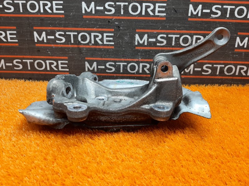 кулак поворотный, 1000 рублей, Красноярск