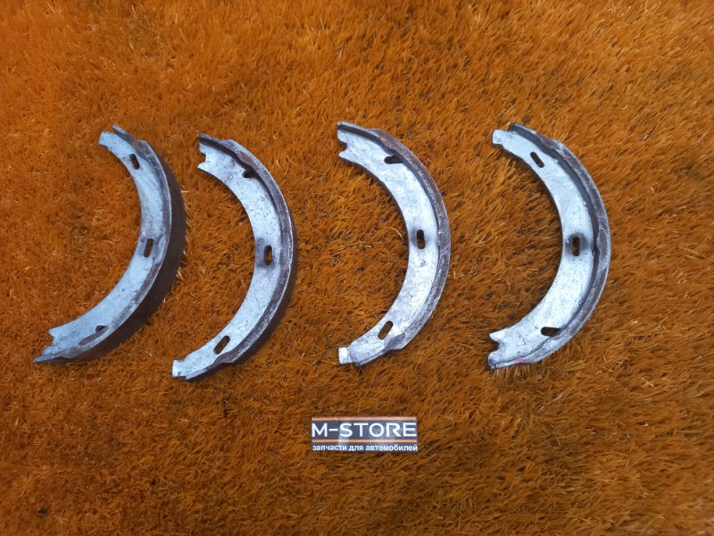 Колодки ручника, 900 рублей, Красноярск