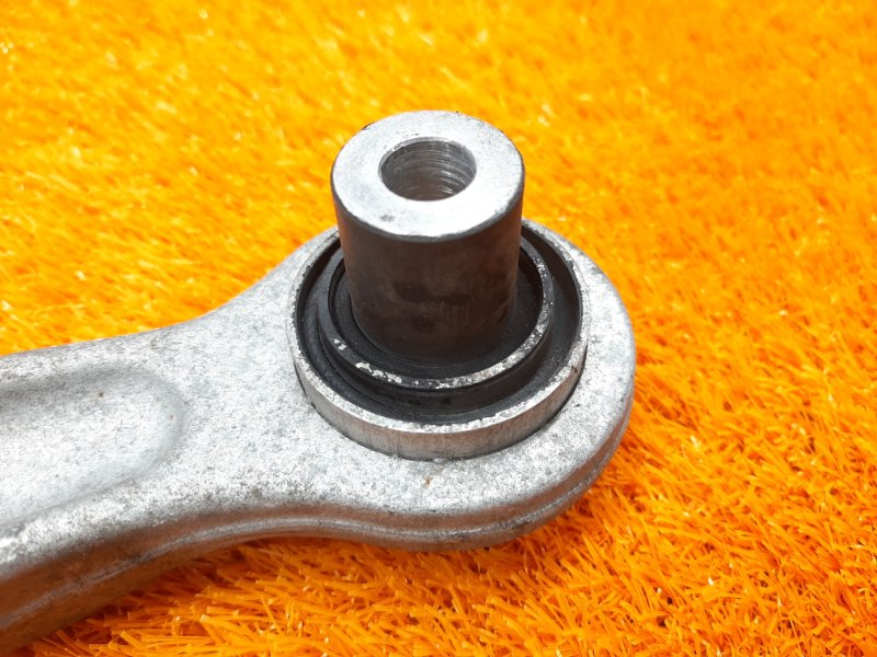 Рычаг подвески верхний, 930 рублей, Красноярск