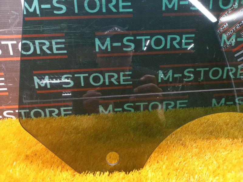 Стекло боковое, 540 рублей, Красноярск