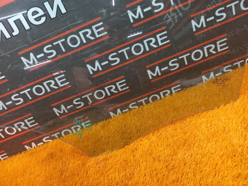 Стекло боковое, 1000 рублей, Красноярск