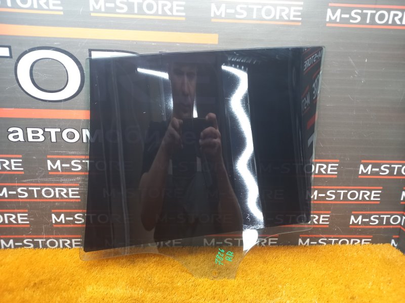 Стекло боковое, 860 рублей, Красноярск