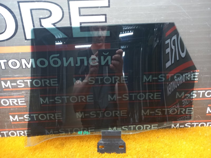 Стекло боковое, 500 рублей, Красноярск