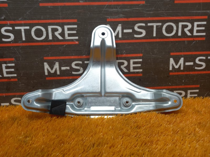 Кронштейн обшивки двери, 300 рублей, Красноярск