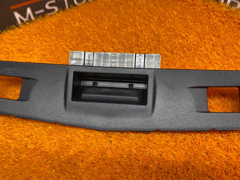 ручка багажника, 1000 рублей, Красноярск