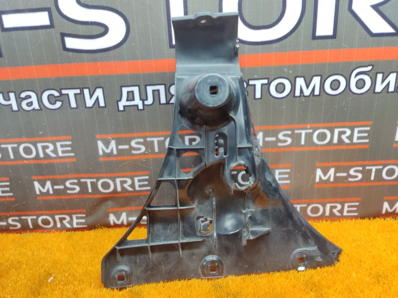 крепление бампера, 400 рублей, Красноярск