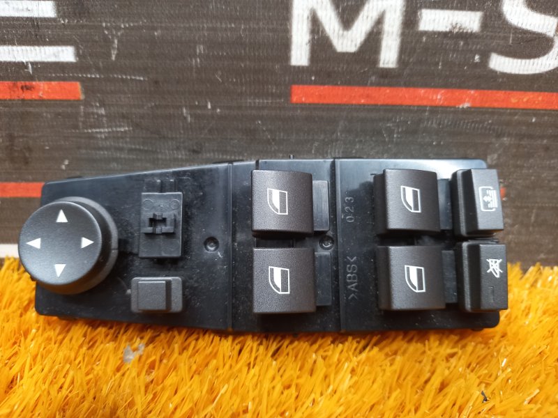 Блок управления стеклоподъемниками, 1000 рублей, Красноярск