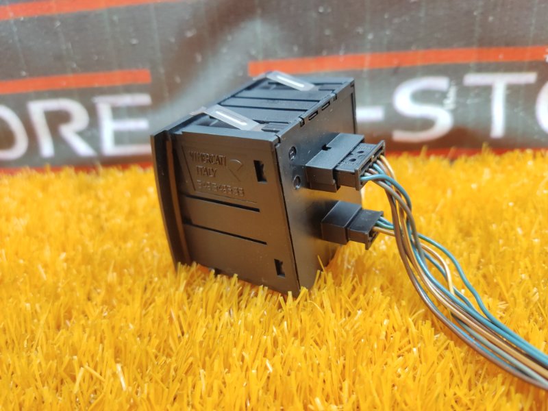 Кнопка аварийной сигнализации, 500 рублей, Красноярск