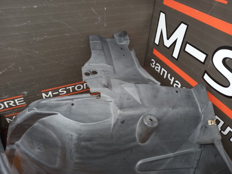 подкрылок, 900 рублей, Красноярск