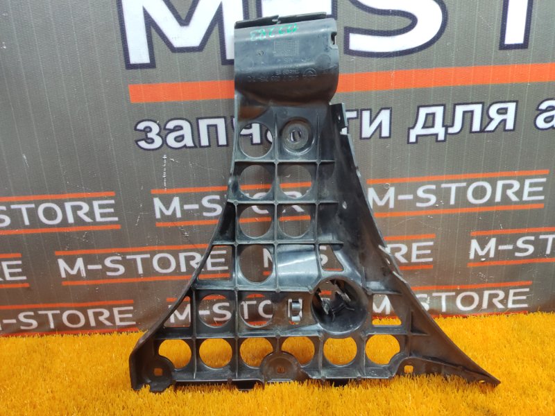 крепление бампера, 300 рублей, Красноярск