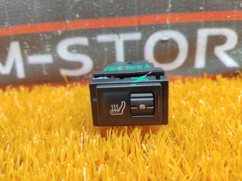 Кнопка подогрева сидений, 190 рублей, Красноярск