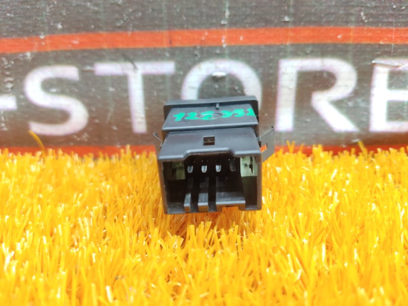 Кнопка подогрева сидений, 190 рублей, Красноярск