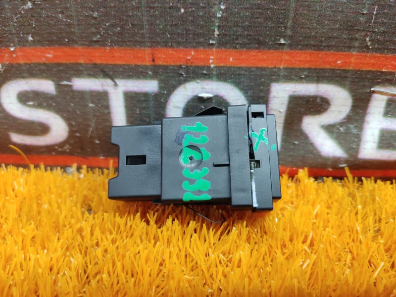 Кнопка подогрева сидений, 190 рублей, Красноярск