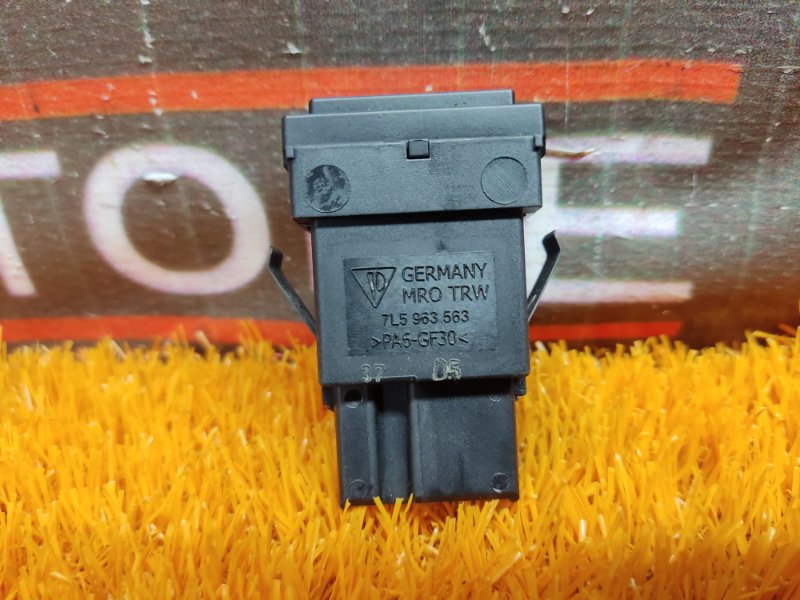 Кнопка подогрева сидений, 190 рублей, Красноярск