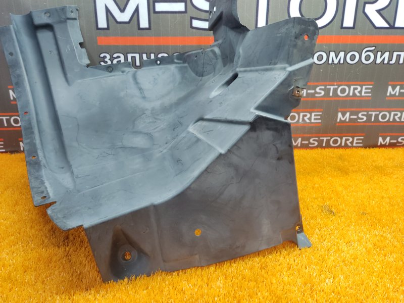 подкрылок, 1000 рублей, Красноярск