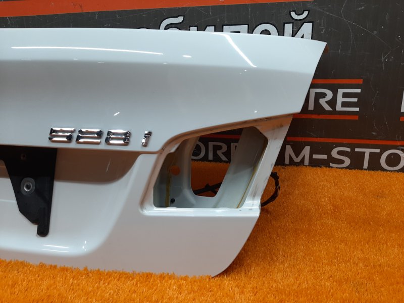 крышка багажника, 5000 рублей, Красноярск