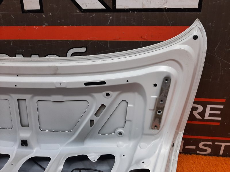 крышка багажника, 5000 рублей, Красноярск