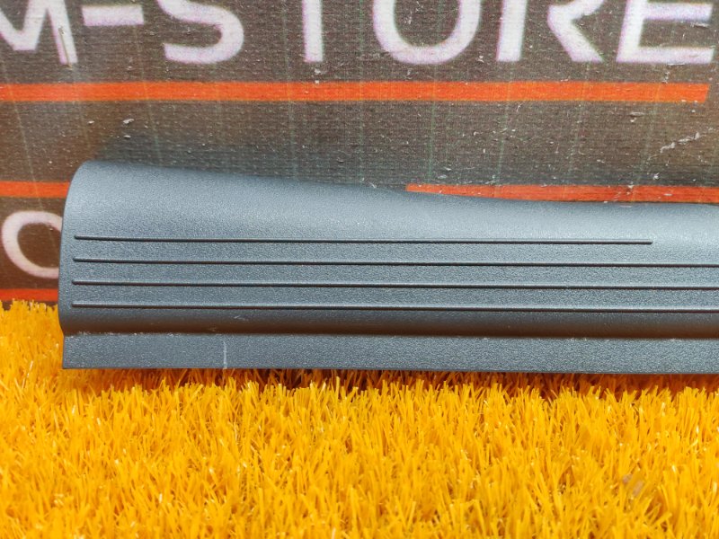 Накладка на порог салона, 200 рублей, Красноярск