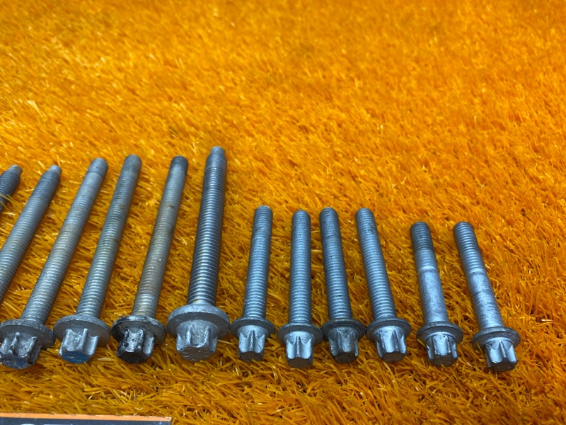 Болты и гайки ДВС, 810 рублей, Красноярск