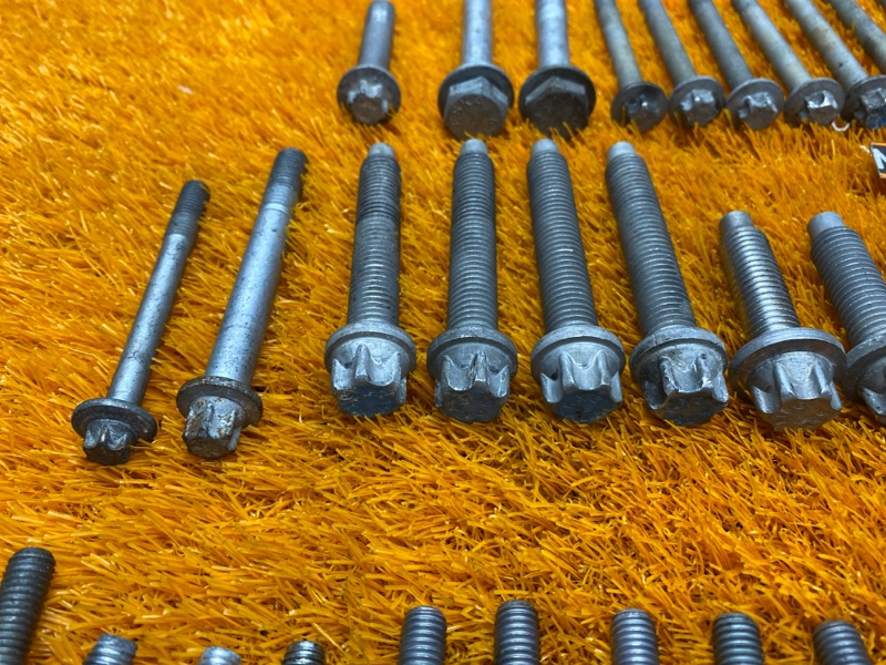 Болты и гайки ДВС, 810 рублей, Красноярск