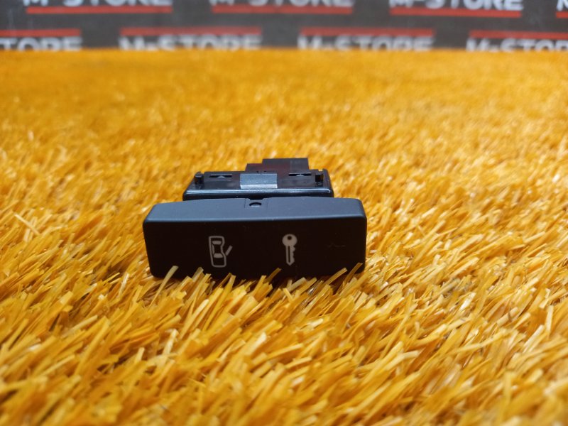 Кнопка центрального замка, 100 рублей, Красноярск