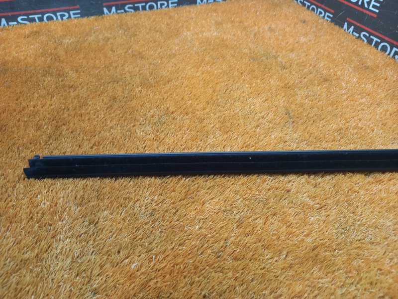 уплотнитель стекла двери, 340 рублей, Красноярск