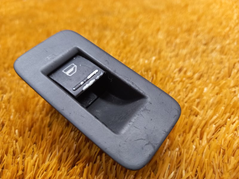 кнопка стеклоподъемника, 300 рублей, Красноярск