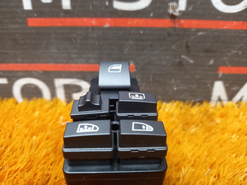 кнопка стеклоподъемника, 300 рублей, Красноярск