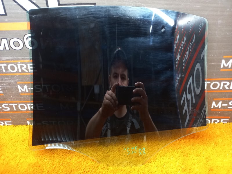 Стекло боковое, 860 рублей, Красноярск