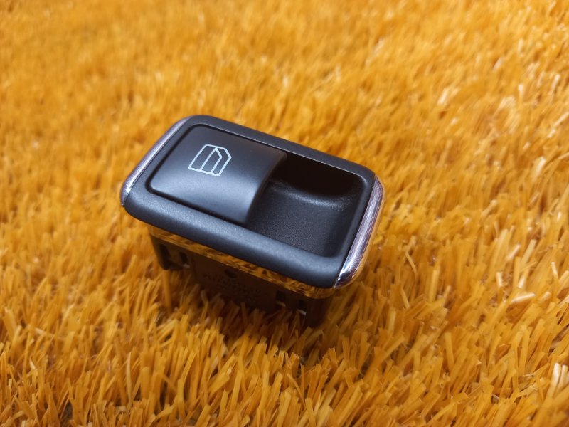 кнопка стеклоподъемника, 300 рублей, Красноярск