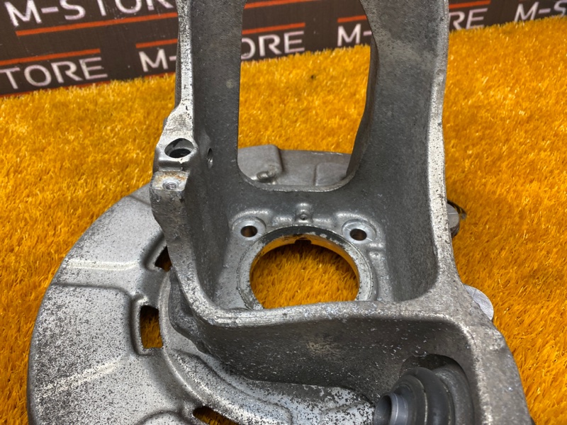 кулак поворотный, 1000 рублей, Красноярск