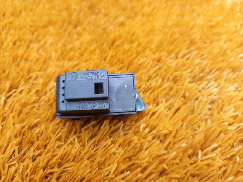 Кнопка центрального замка, 260 рублей, Красноярск