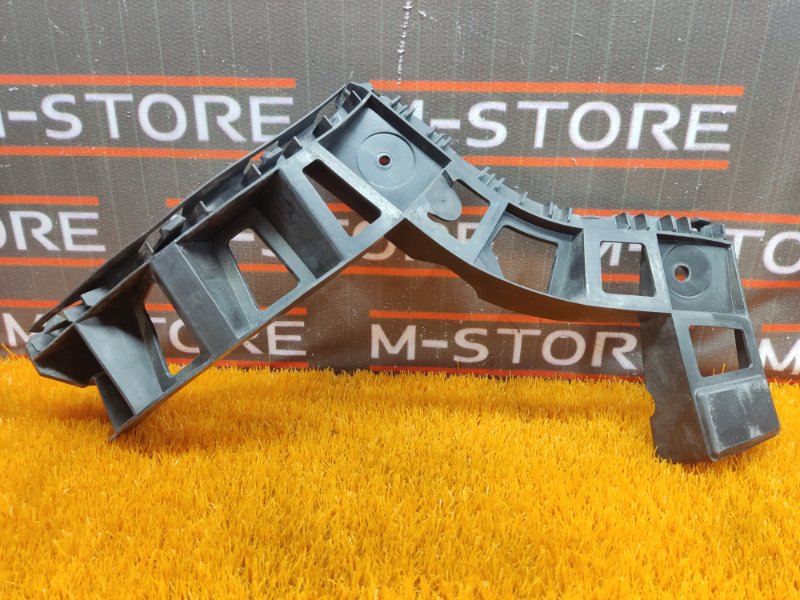 крепление бампера, 500 рублей, Красноярск