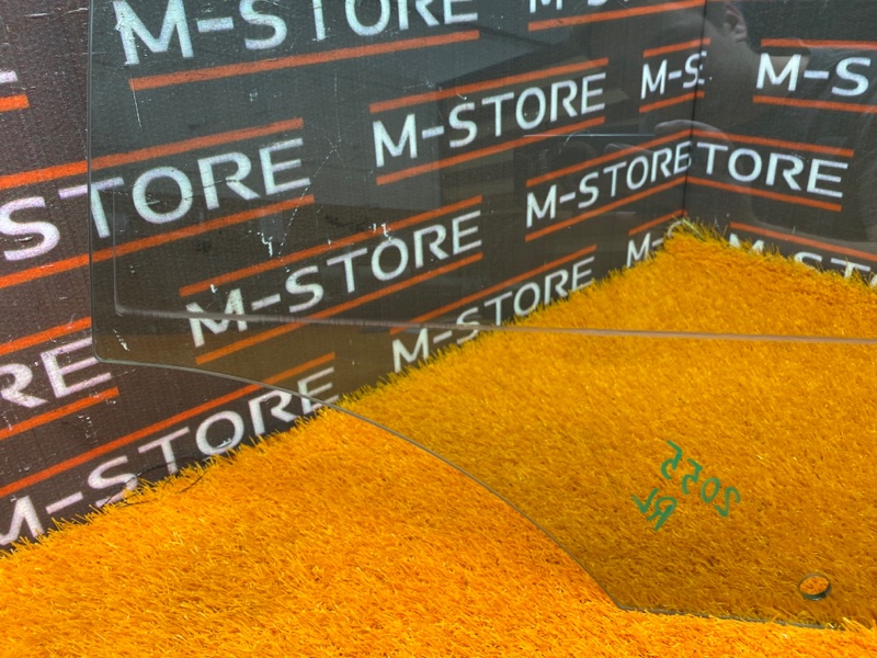 Стекло боковое, 980 рублей, Красноярск